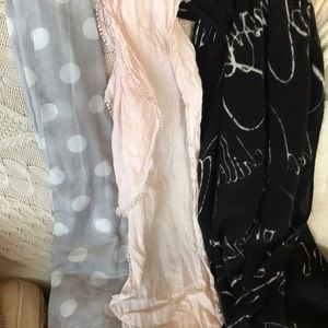 Scarves lot of 3 💕